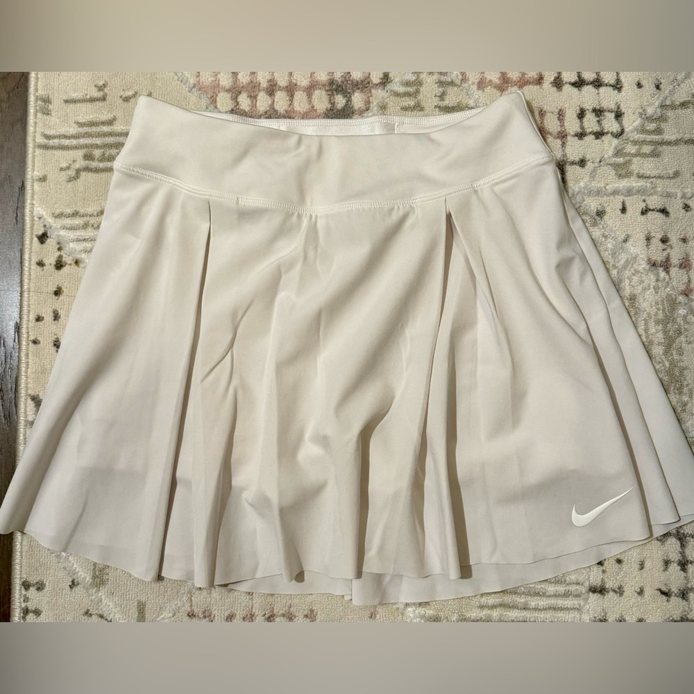 Nike Dri-Fit White Tennis Golf Skirt